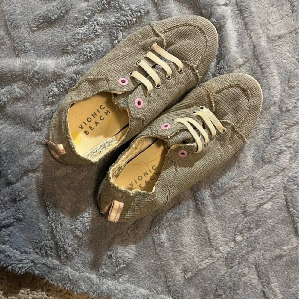 Vionic Women's Sneakers - Brown and Pink